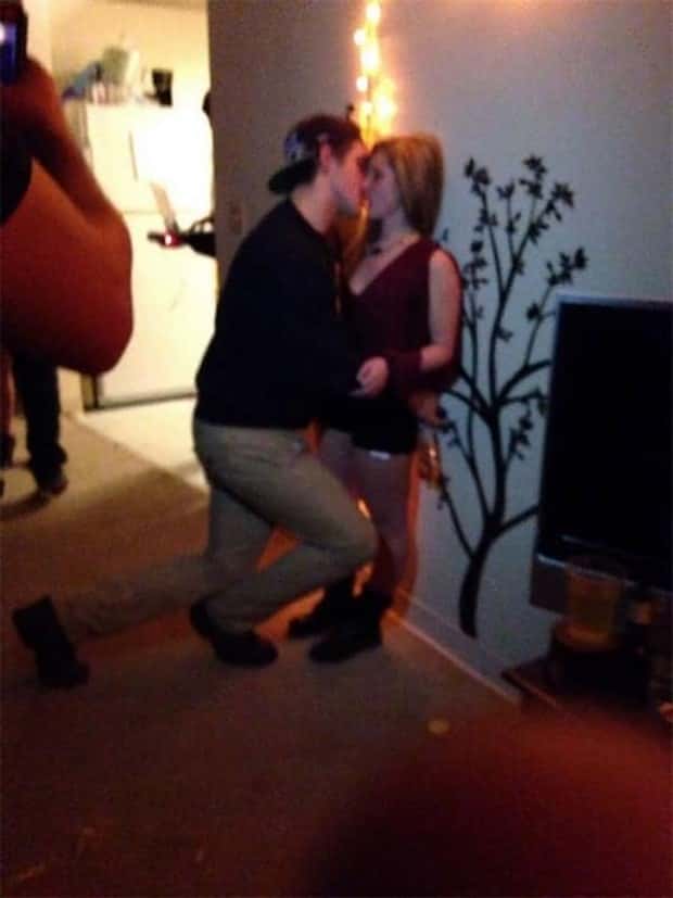 tall people stryggle 14 Tall People and the Awkward Realities (27 photos)