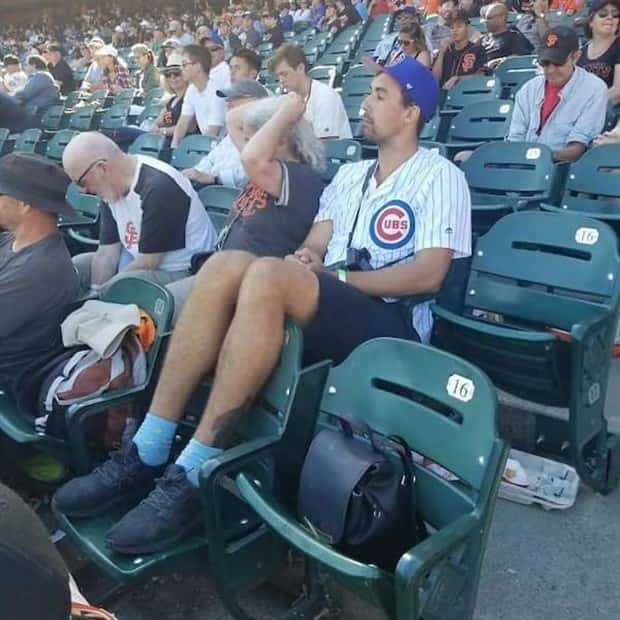 tall people stryggle 4 Tall People and the Awkward Realities (27 photos)