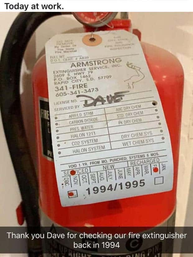work safety fails 11 35 Outrageous Work Safety Fails to Cringe At (35 photos)