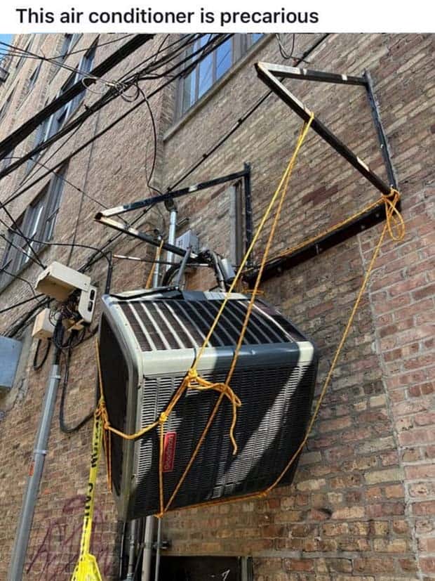 work safety fails 19 35 Outrageous Work Safety Fails to Cringe At (35 photos)