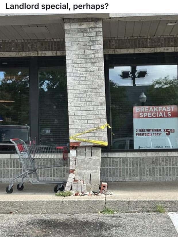 work safety fails 23 35 Outrageous Work Safety Fails to Cringe At (35 photos)