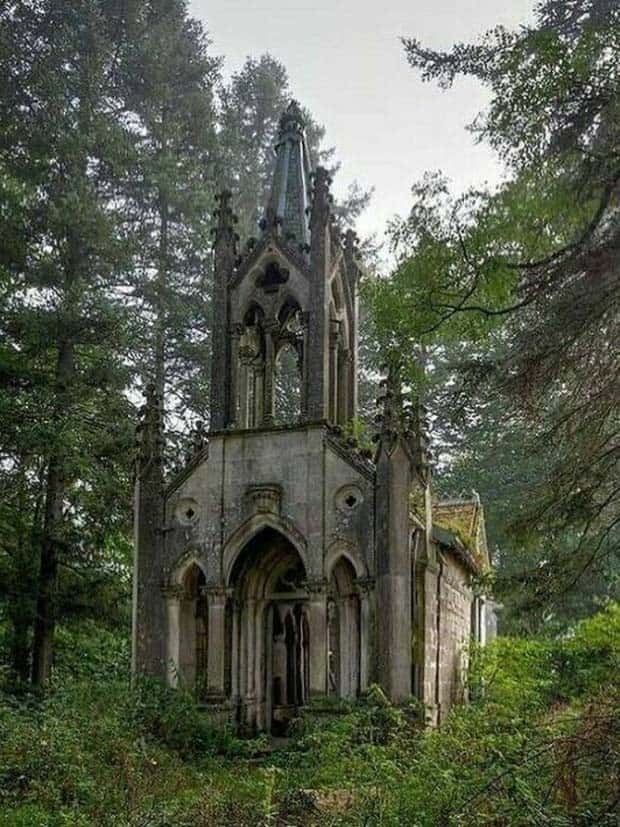The Beauty of Abandoned Places #25 (26 photos)