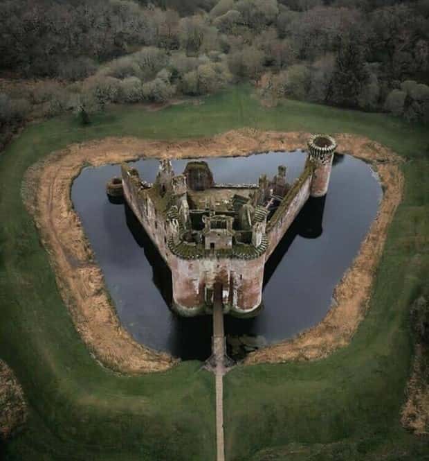 The Beauty of Abandoned Places #25 (26 photos)