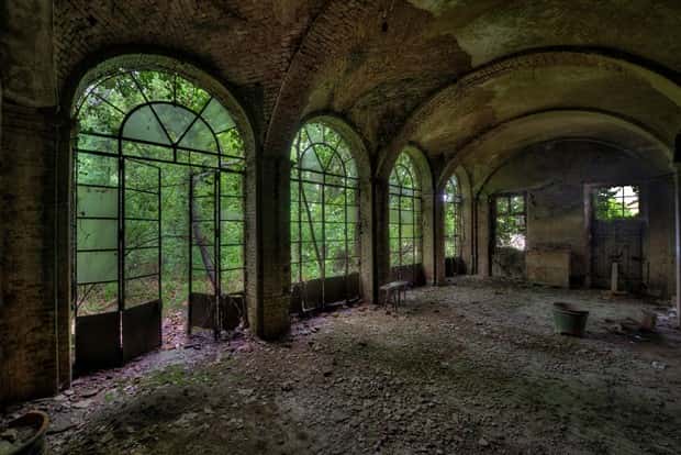 The Beauty of Abandoned Places #25 (26 photos)