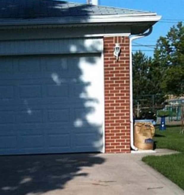 Shadows That Will Make You Double Take (41 photos)