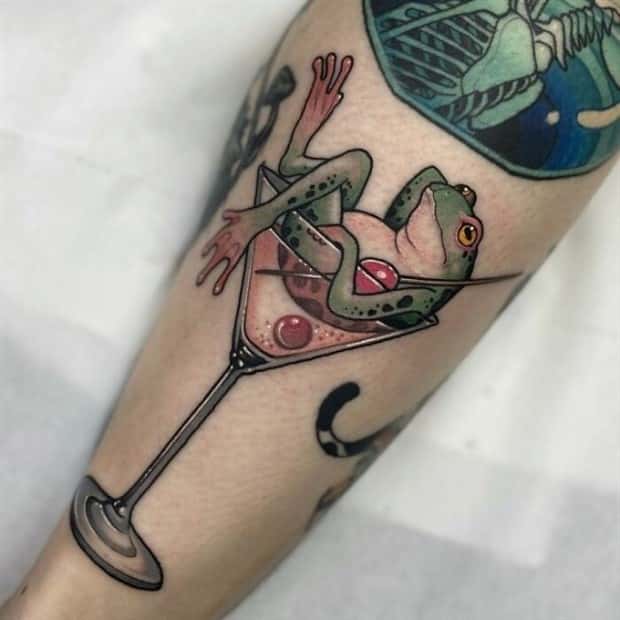 31 Great Frog Themed Tattoos (31 photos)