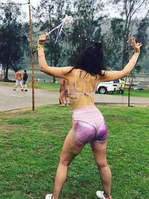 glitter butts 7 Instagrams Glitter Butts Trend Shines (21 photos)