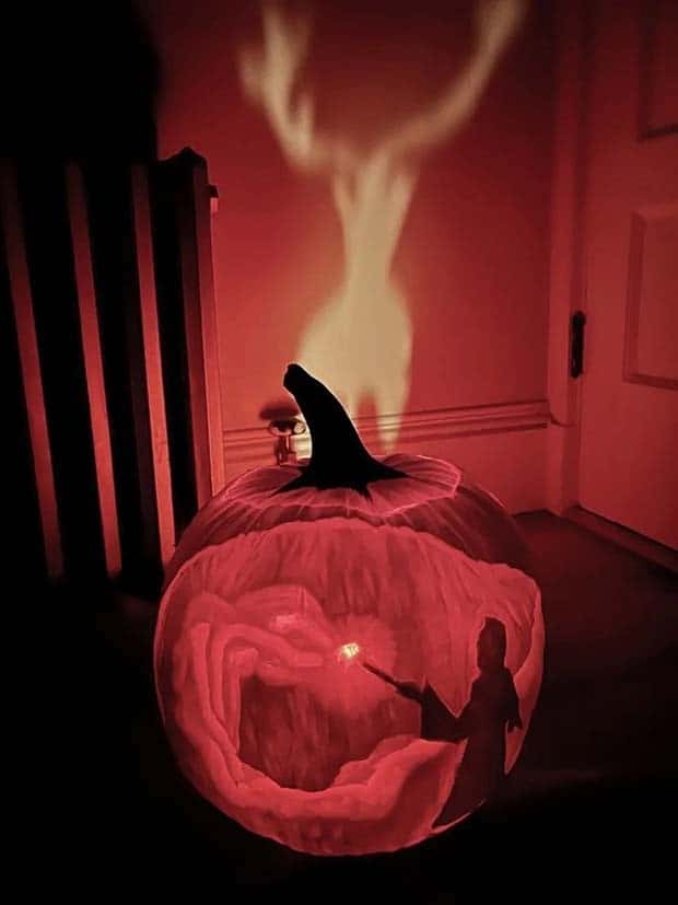 impressive pumpkin carvings 33 Impressive Pumpkin Carvings for Halloween Fun (33 photos)