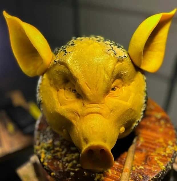 impressive pumpkin carvings 36 Impressive Pumpkin Carvings for Halloween Fun (33 photos)