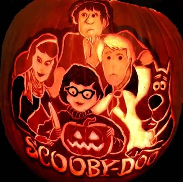 impressive pumpkin carvings 51 Impressive Pumpkin Carvings for Halloween Fun (33 photos)