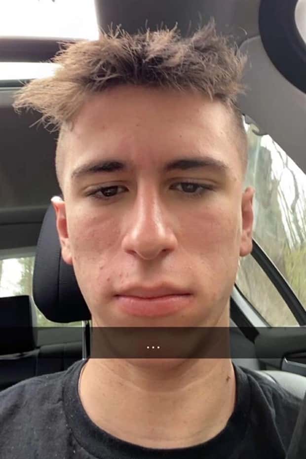 strange haircuts 17 Strange Haircuts that Cannot Go Unnoticed #29 (26 photos)