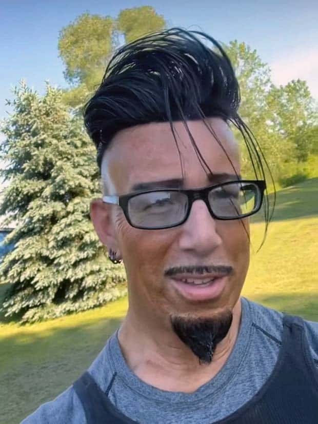 strange haircuts 26 Strange Haircuts that Cannot Go Unnoticed #29 (26 photos)