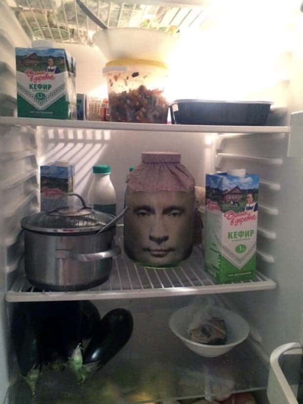 Weird Things Stashed in the Fridge (25 photos)