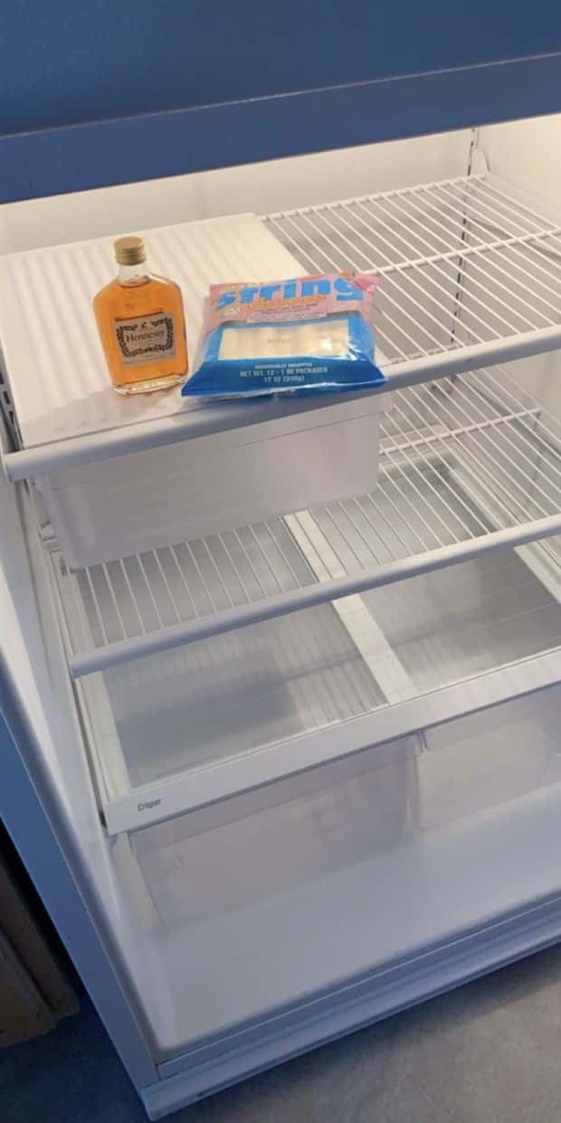 Weird Things Stashed in the Fridge (25 photos)
