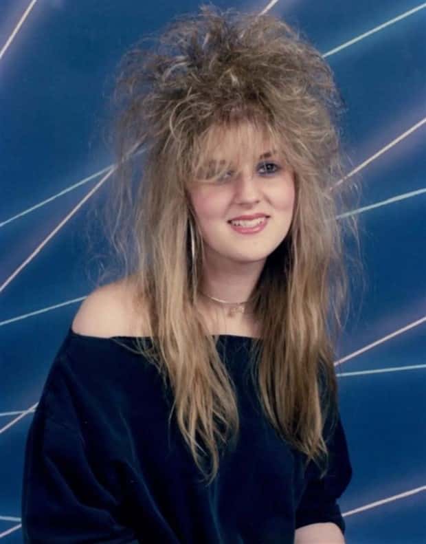Flashback to 1980s Big Hair Days (34 photos)