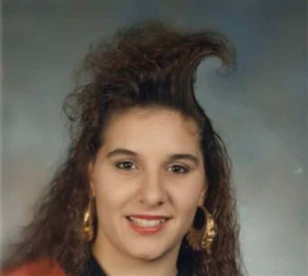 Flashback to 1980s Big Hair Days (34 photos)