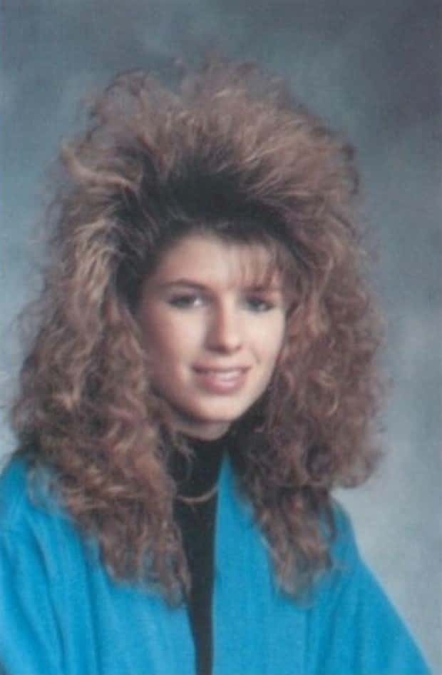 Flashback to 1980s Big Hair Days (34 photos)