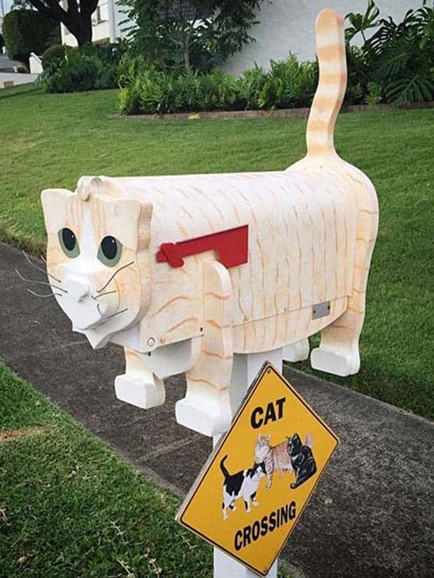 25 Mailboxes Sure to Amuse Mailmen (25 photos)