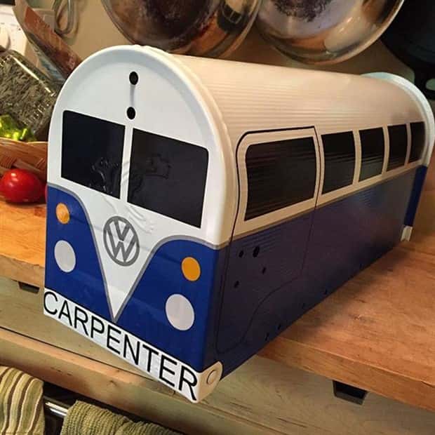 25 Mailboxes Sure to Amuse Mailmen (25 photos)