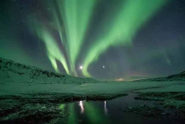 aurora borealis northern lights 1 Stunning Photos of the Northern Lights (25 photos)