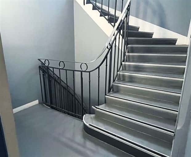 Risky Stairs to Skip (28 photos)