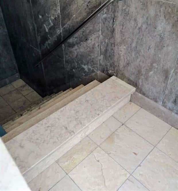Risky Stairs to Skip (28 photos)