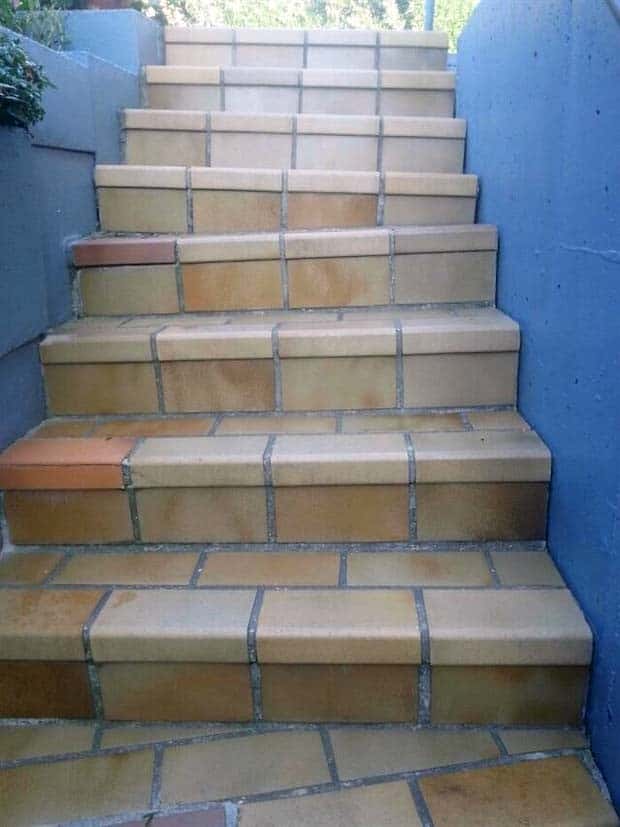 Risky Stairs to Skip (28 photos)
