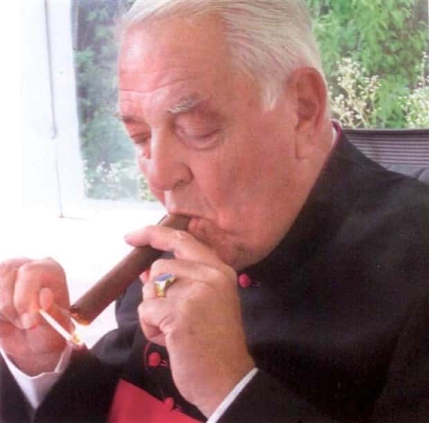 funny pious people 23 Pious People in Not So Pious Moments (42 photos)