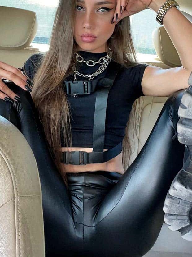 girls in latex and leather 19 Hot Girls in Latex and Leather #52 (25 photos)