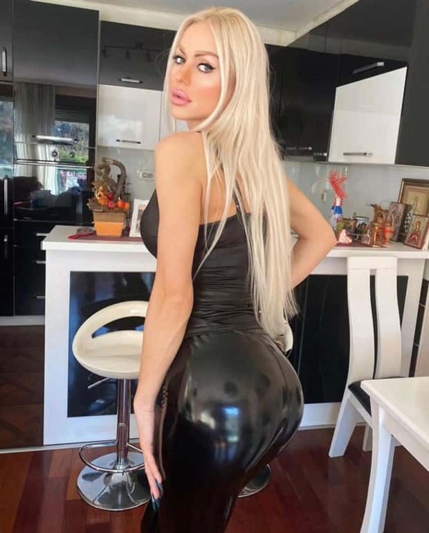 girls in latex and leather 3 Hot Girls in Latex and Leather #52 (25 photos)