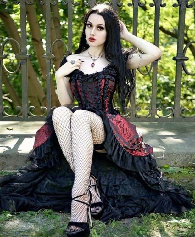 high heels 13 Hot Girls in High Heels #10 (23 photos)