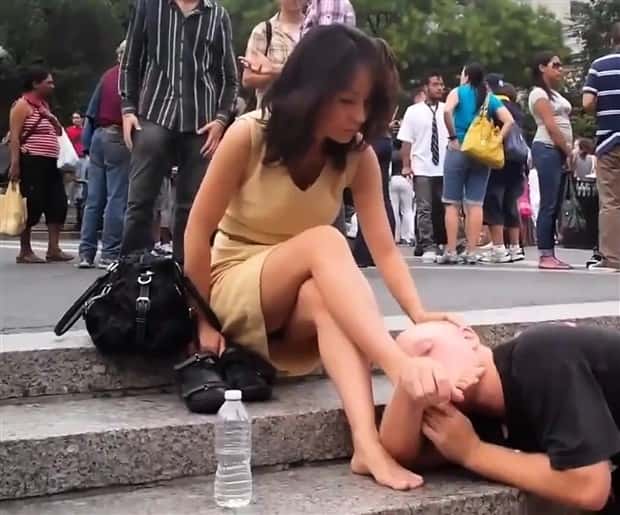 Men Treated Like Dogs by Women (29 photos)