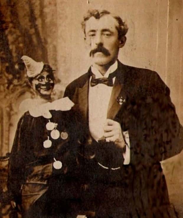 Hauntingly Scary Vintage Ventriloquist Dummies (26 photos)