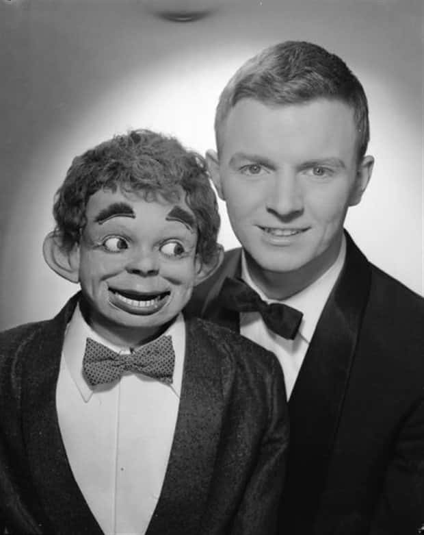 Hauntingly Scary Vintage Ventriloquist Dummies (26 photos)