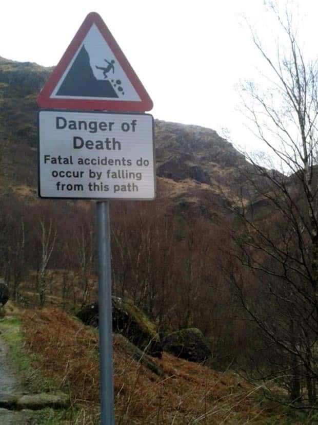 Brutally Honest Signs About Danger (31 photos)