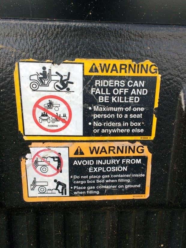 Brutally Honest Signs About Danger (31 photos)