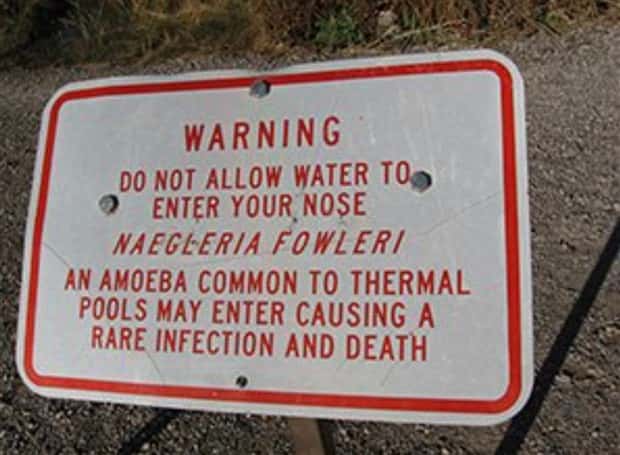 Brutally Honest Signs About Danger (31 photos)