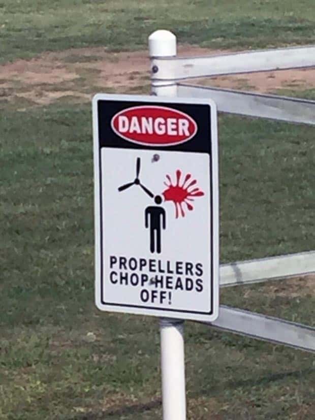 Brutally Honest Signs About Danger (31 photos)
