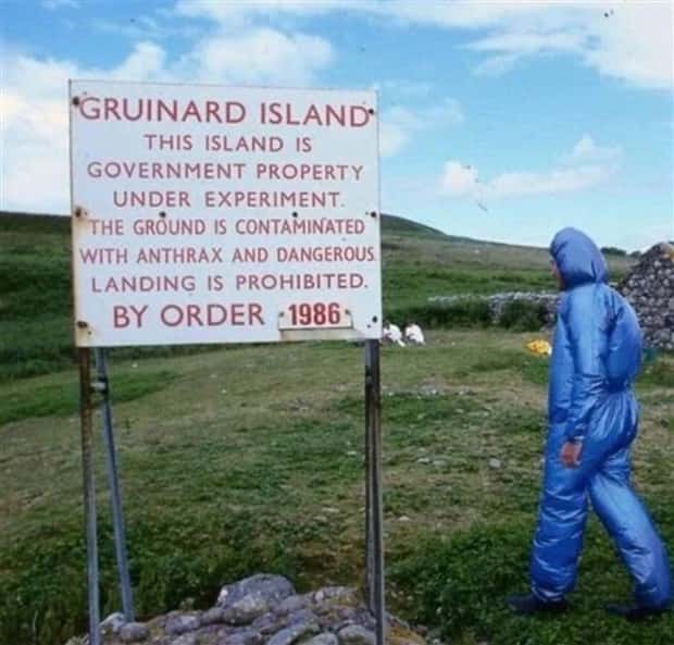 Brutally Honest Signs About Danger (31 photos)