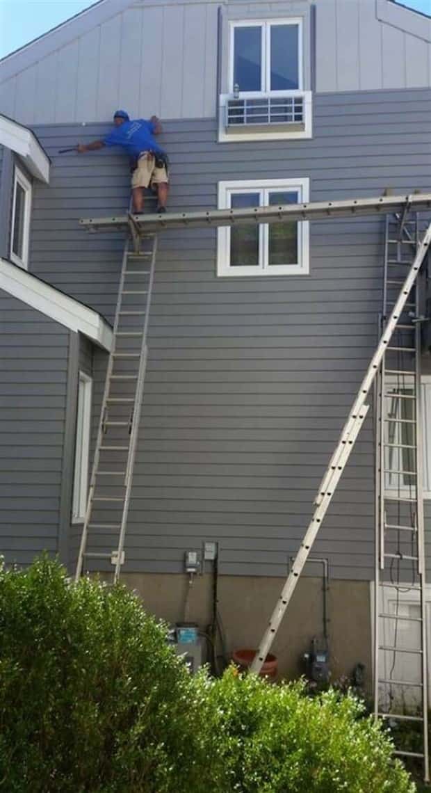 safety fails 7 Ridiculous Safety Fails #17 (24 photos)