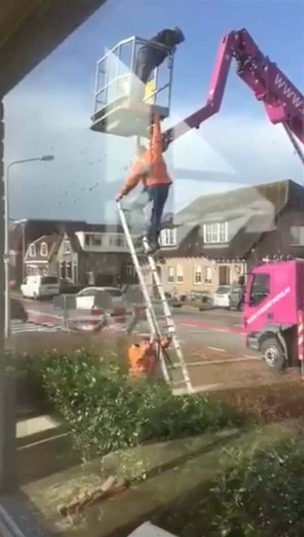 safety fails 8 Ridiculous Safety Fails #17 (24 photos)