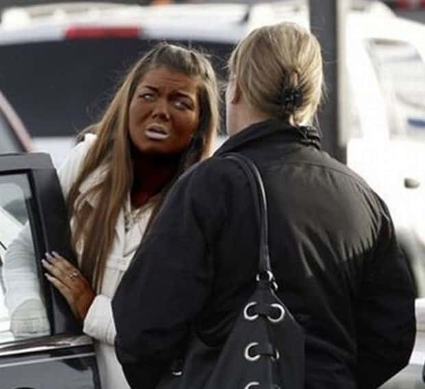 When Self Tanning Goes Wrong (23 photos)