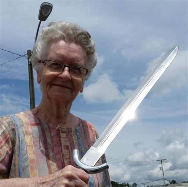 senior ladies with guns 3 Senior Ladies Ready and Equipped (42 photos)