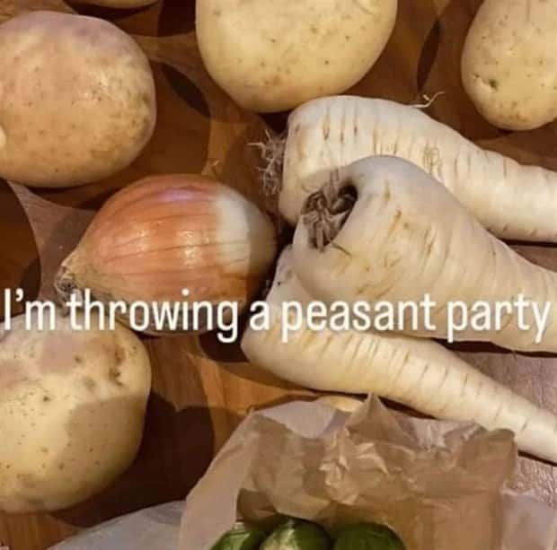 tiktok snapshots 31 38 Snapshots That Scream TikTok (38 photos)