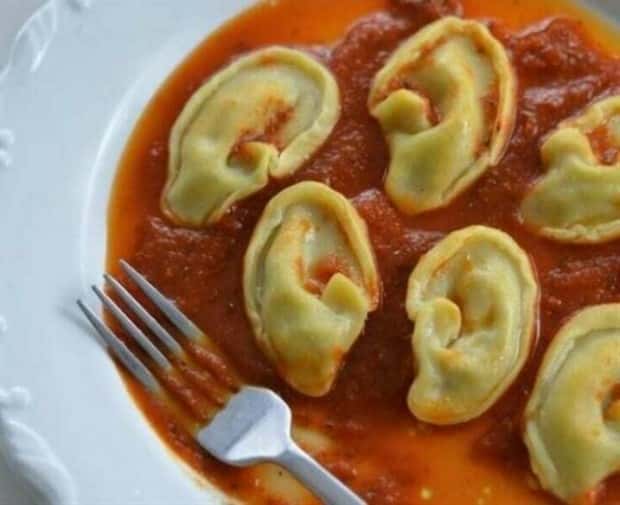 Appetite Ruining Foods You Won’t Forget (24 photos)