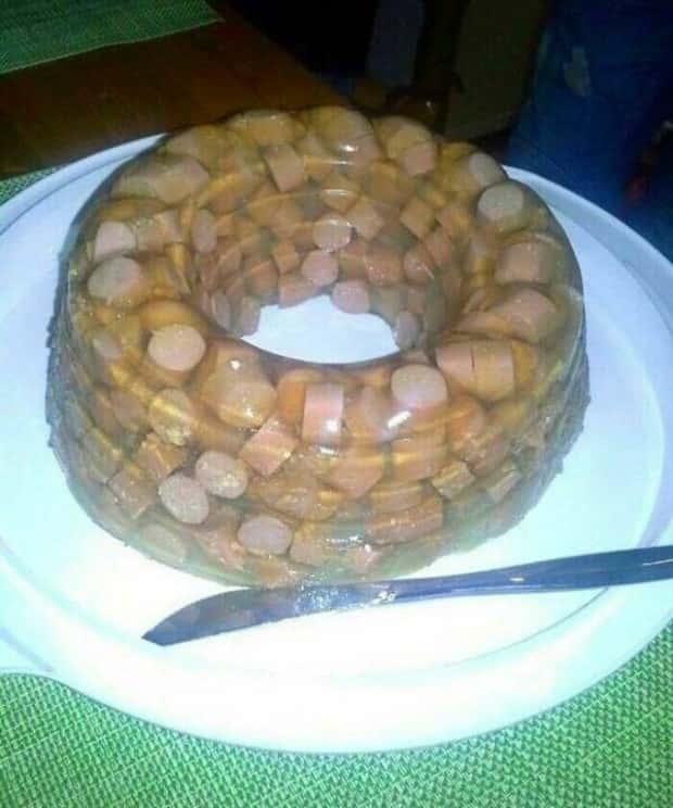 Appetite Ruining Foods You Won’t Forget (24 photos)