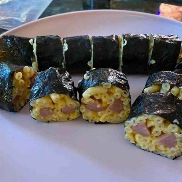 Appetite Ruining Foods You Won’t Forget (24 photos)