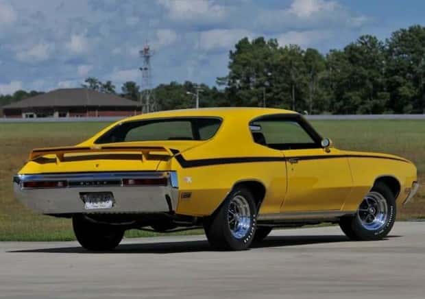 Classic Muscle Cars That Thrill (37 photos)