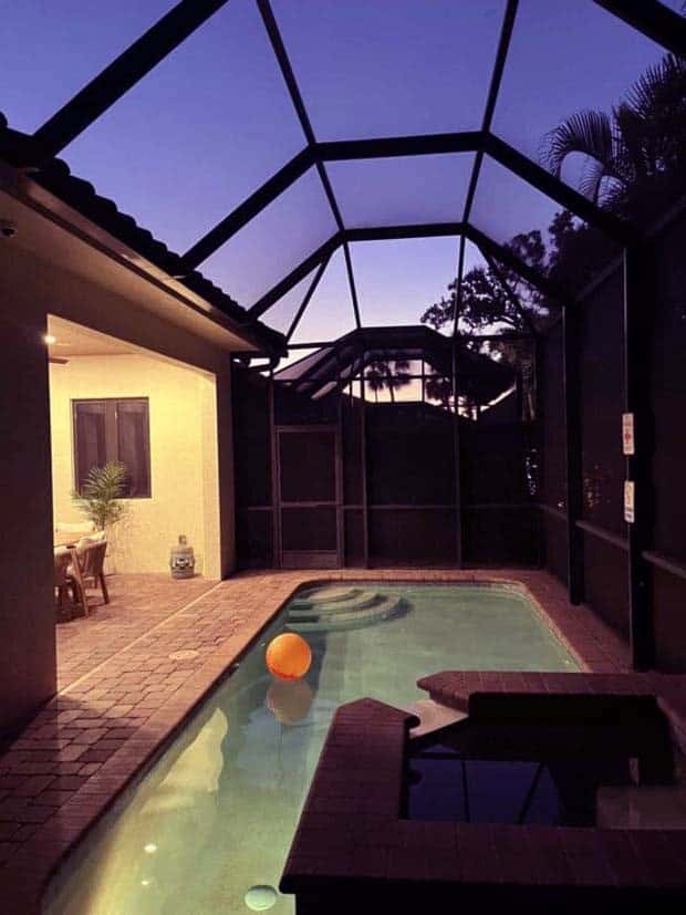 Eerie Pools You Wouldnt Want to Swim In (27 photos)