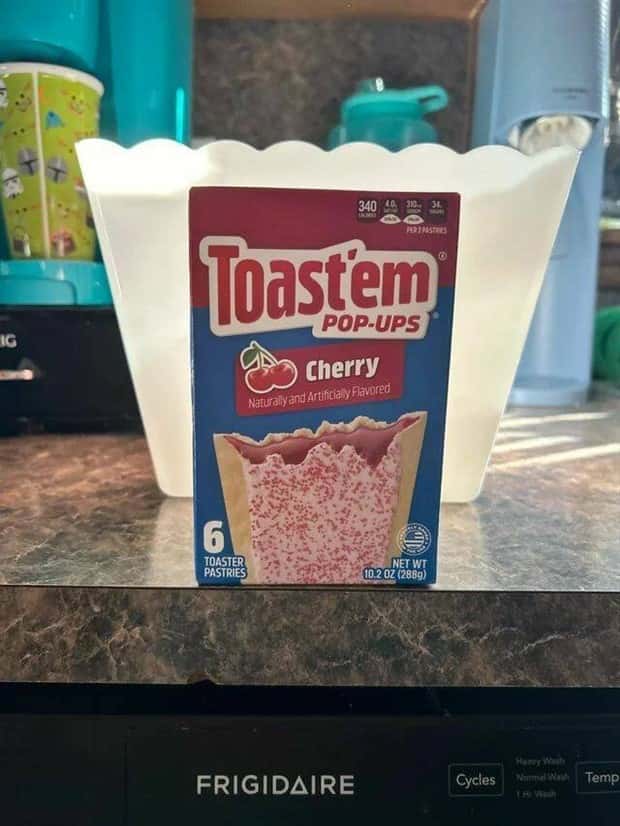 Funny Knock Offs that Will Make You Smile #23 (26 photos)